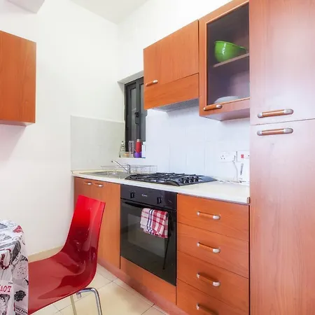 Zb6 - Swieqi With Balcony Views Διαμέρισμα