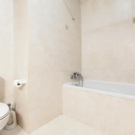 Zb6 - Swieqi With Balcony Views * Is-Swieqi
