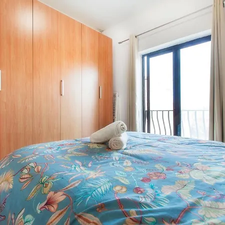 Zb6 - Swieqi With Balcony Views Is-Swieqi